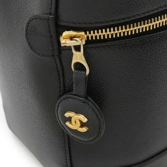 CHANEL Black Caviar Leather Logo Pouch - Picture 5 of 9